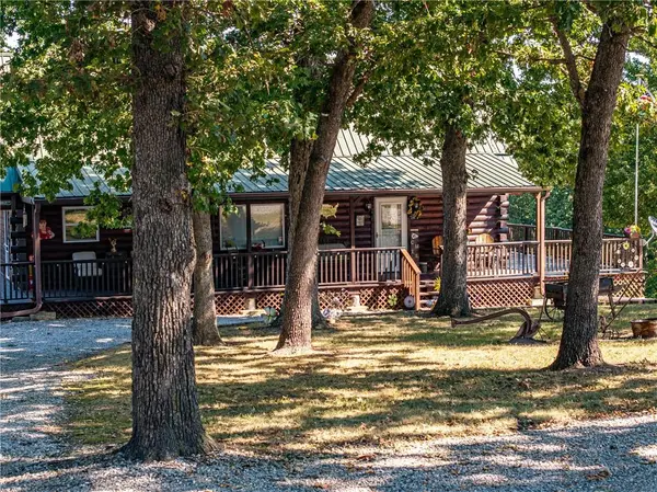 29757 MM HWY, Warsaw, MO 65355