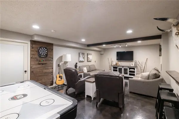 2636 W Whitney ST, Olathe, KS 66061