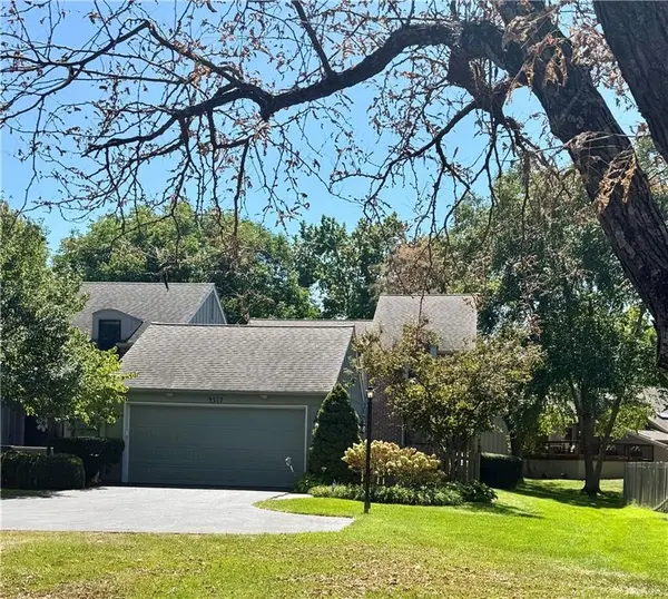 4317 W 112th ST, Leawood, KS 66211