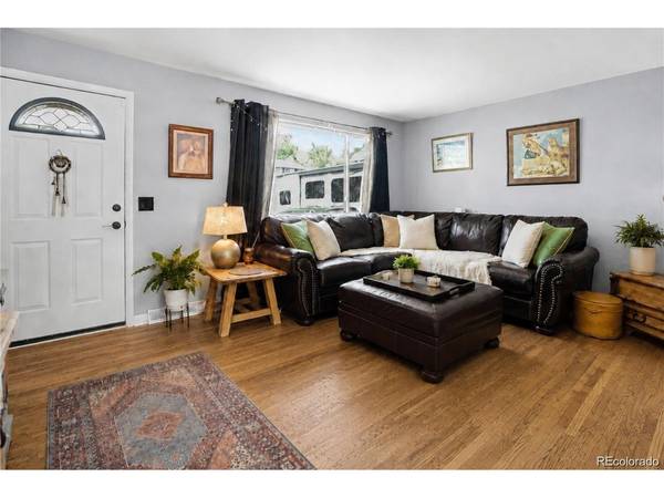 1092 S Iris, Lakewood, CO 80226