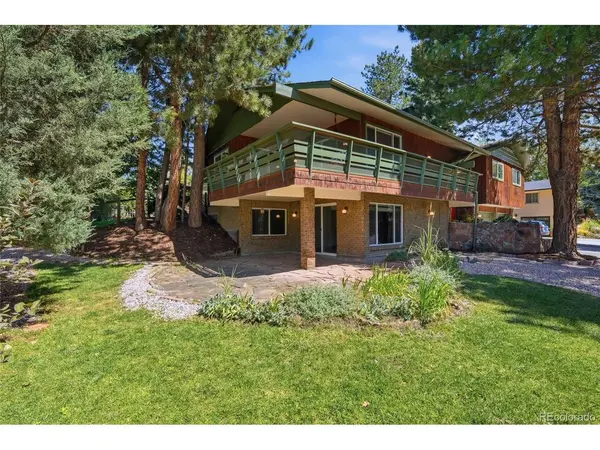 9705 W 73rd, Arvada, CO 80005