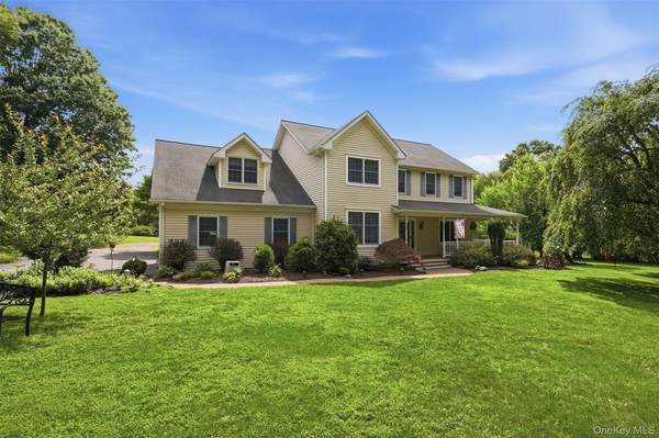 28 Enright LN, Montgomery, NY 12549