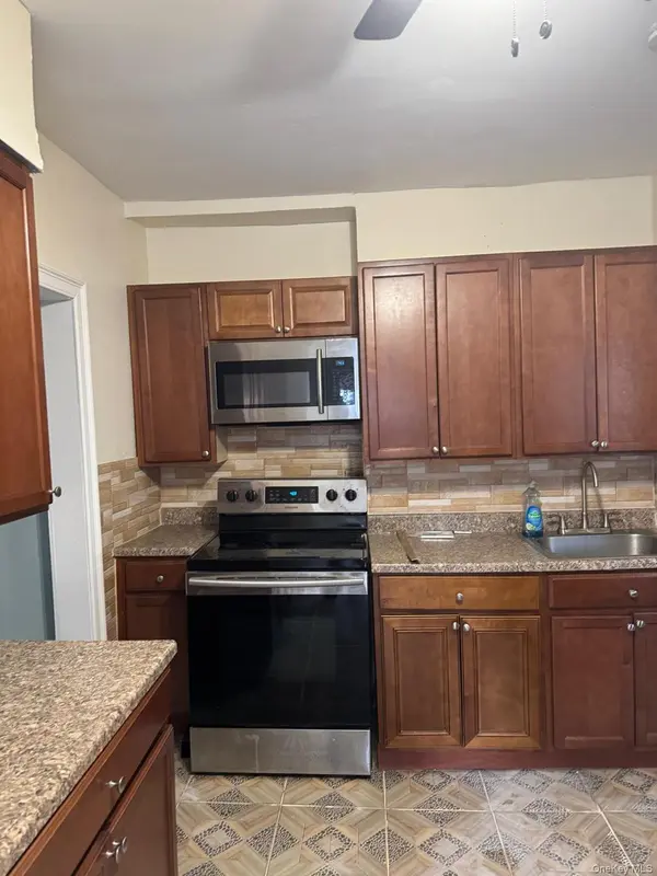4311 De Reimer AVE, Bronx, NY 10466
