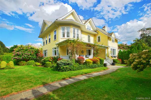 92 6th ST, Garden City, NY 11530