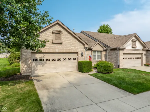 10484 Muir LN, Fishers, IN 46037