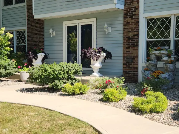 911 E Greyhound PASS, Carmel, IN 46032