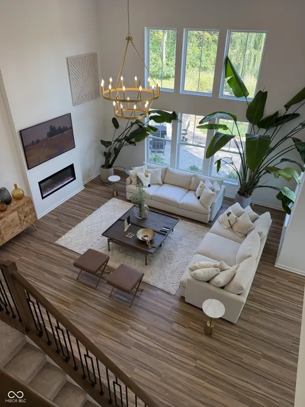 6710 Vail CT, Mccordsville, IN 46055