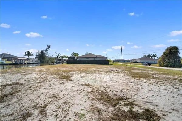 2347 NW 36TH PL, Cape Coral, FL 33993