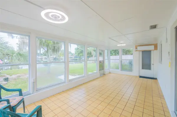 2712 GRAND ISLAND SHORES RD, Eustis, FL 32726