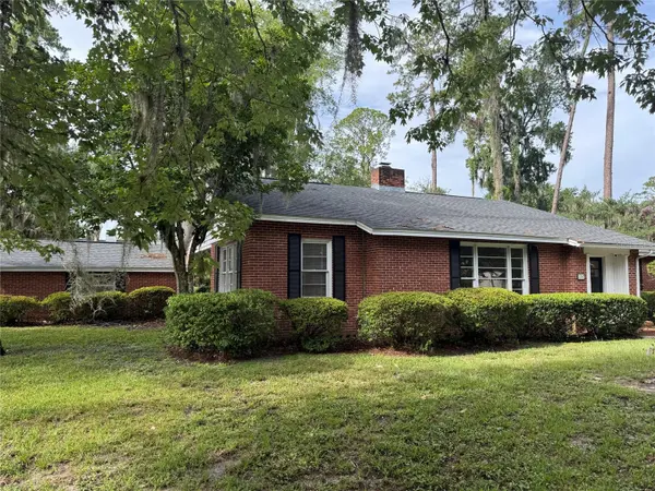 2207 NW 2ND AVE, Gainesville, FL 32603