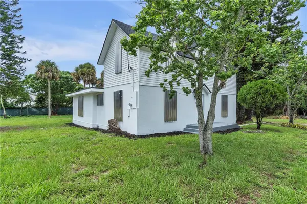 1005 MAIN ST, Titusville, FL 32796