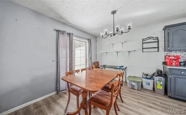 123 Phoenix AVE, St Robert, MO 65584