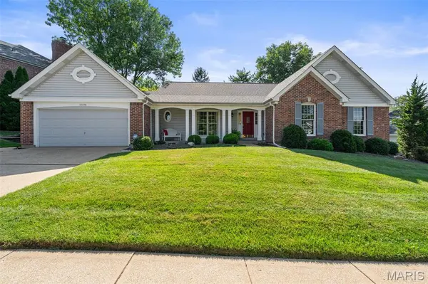 13376 Bahnfyre DR, St Louis, MO 63128