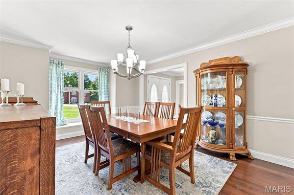 2126 Park Forest DR, Chesterfield, MO 63017
