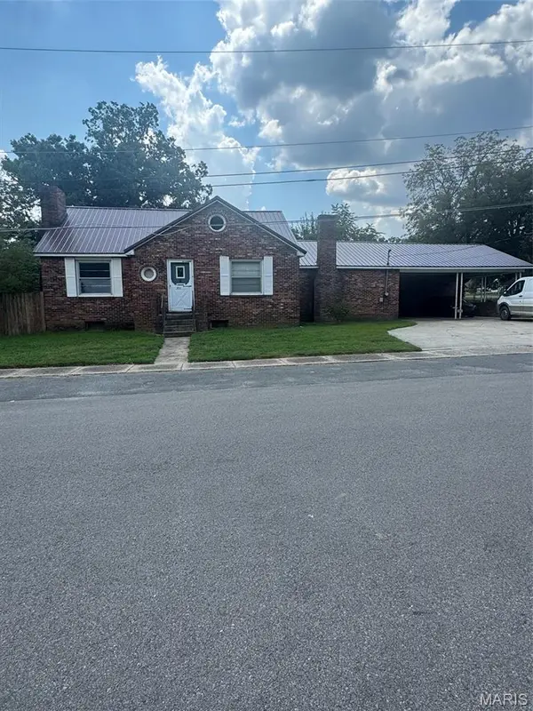 211 W Fannetta ST, Dexter, MO 63841