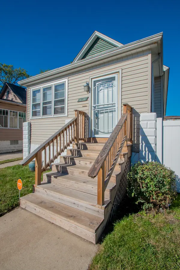 560 Ingraham AVE, Calumet City, IL 60409
