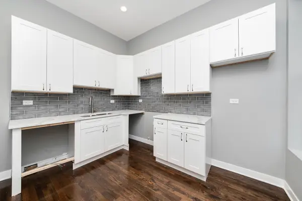 4140 W Wilcox ST, Chicago, IL 60624