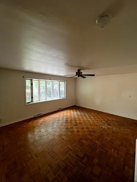 2030 Alta Vista DR, Waukegan, IL 60087