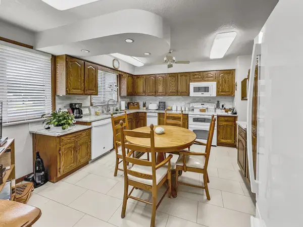 601 N Ash ST, Crescent City, IL 60928
