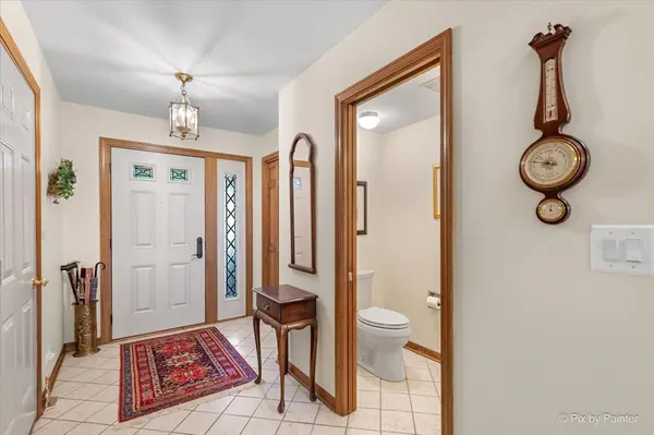 128 Country Club DR, Bloomingdale, IL 60108