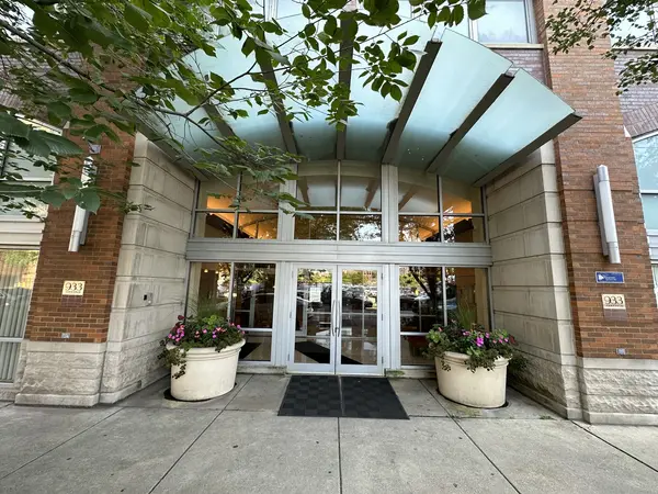 933 W Van Buren ST #724, Chicago, IL 60607