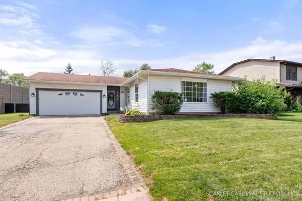 2535 Brook LN, Aurora, IL 60504
