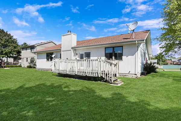 168 Meadow View, Antioch, IL 60002