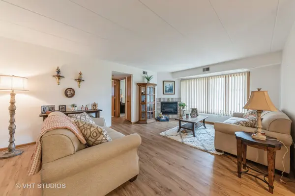 6650 183rd ST #1C, Tinley Park, IL 60477