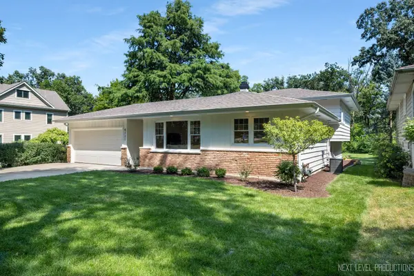 4721 Northcott AVE, Downers Grove, IL 60515