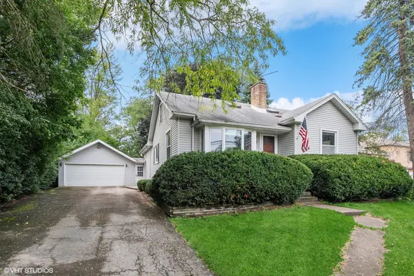 5816 Sunset AVE, La Grange Highlands, IL 60525