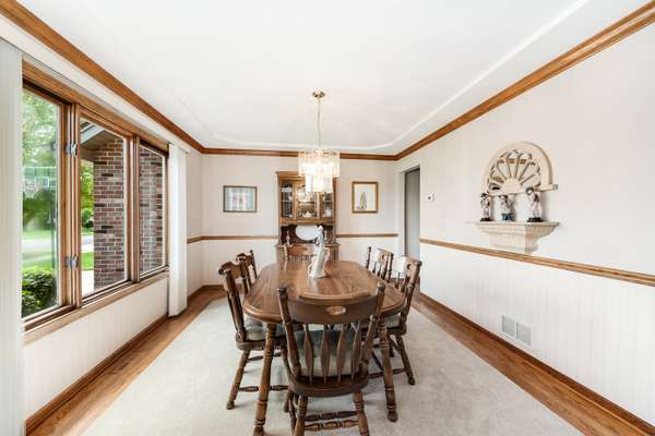 17624 Olivia LN, Orland Park, IL 60467