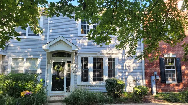 145 Springbrook TRL S, Oswego, IL 60543