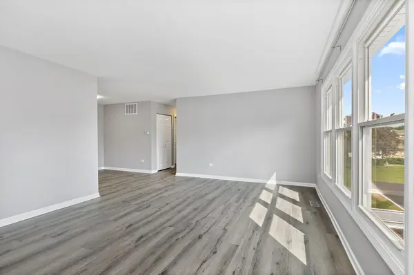 206 Nantucket Harbor #206, Schaumburg, IL 60193