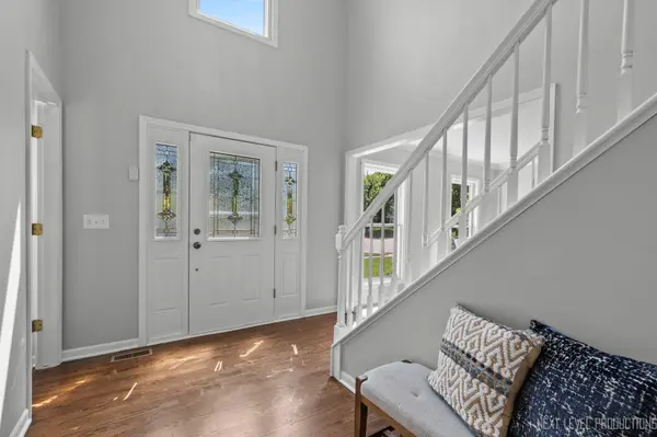 2659 Snowbird LN, Naperville, IL 60564
