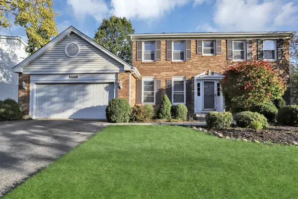 1720 Green River DR, Schaumburg, IL 60194