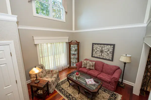 2002 Oakdale Estates DR, Plainfield, IL 60586