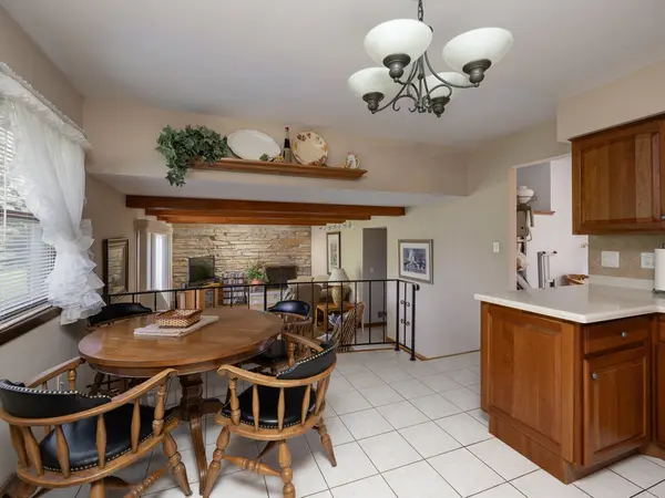 428 Timothy CT, Schaumburg, IL 60193