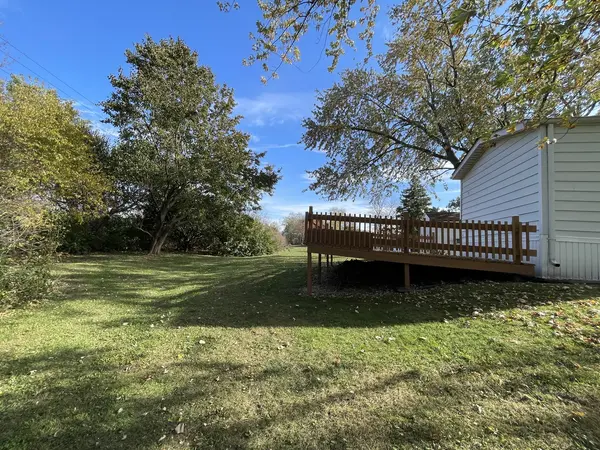 223 Blackthorn RD, Matteson, IL 60443