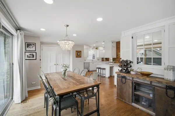 2205 Thornwood AVE, Wilmette, IL 60091
