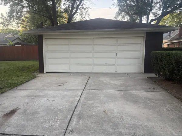 200 N Maple ST, Mount Prospect, IL 60056