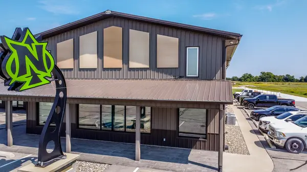 1800 N State Route 1, Watseka, IL 60970