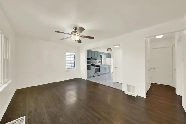 3817 W 86th ST, Chicago, IL 60652