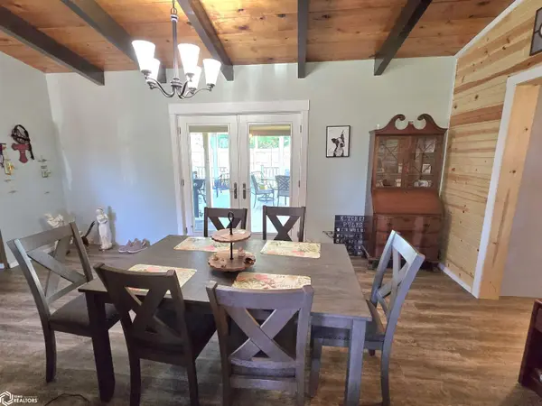 207 Willow DR, La Harpe, IL 61450