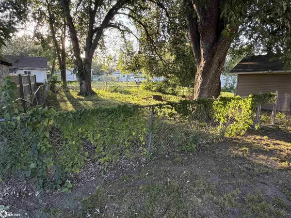 413 S Milner ST, Ottumwa, IA 52501