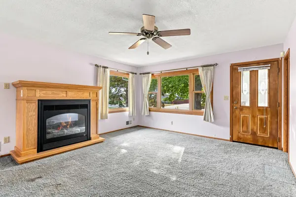 1228 Lincoln AVE, Saint Paul Park, MN 55071