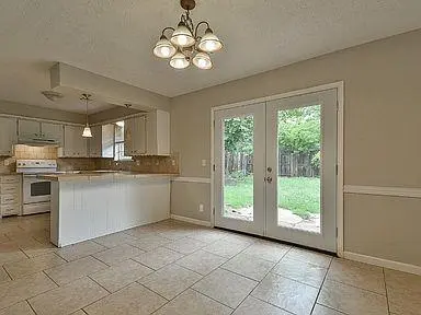 3208 S Rankin ST, Edmond, OK 73013