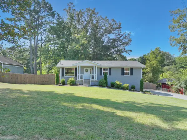 710 Overlook Dr, Mount Juliet, TN 37122