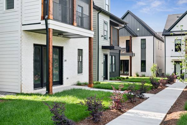 321 Sophia Rain Dr, Nashville, TN 37218