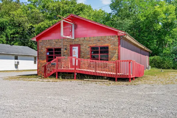 622 North Dr, Hopkinsville, KY 42240