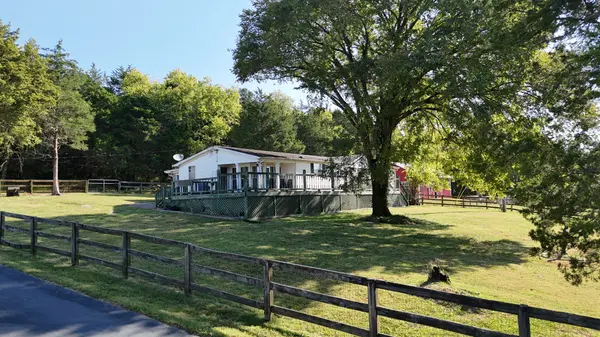 591 Jug Creek Rd, Watertown, TN 37184